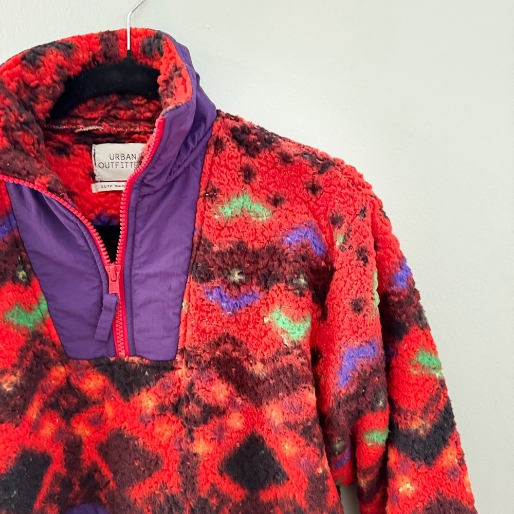 Urban Outfitters Red and Purple Fleece Pullover